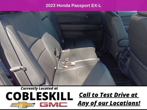 Used 2023 Honda Passport EX-L image 11