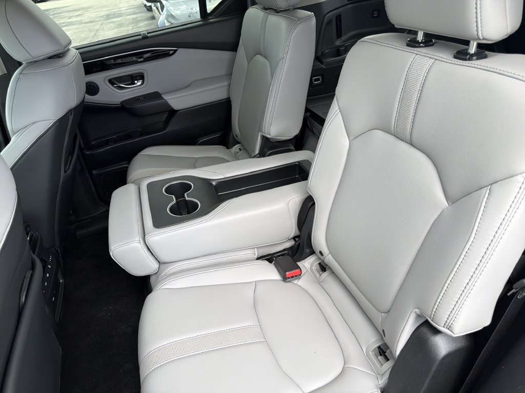 Used 2023 Honda Pilot EX-L image 14