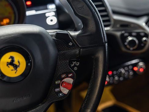 Used 2010 Ferrari 458 Italia Coupe RWD image 45