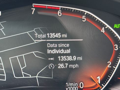 Used 2024 BMW X4 xDrive30i w/ Premium Package AWD/4WD image 13