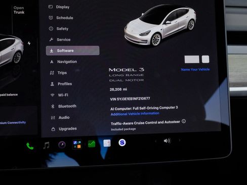 Used 2022 Tesla Model 3 Long Range AWD/4WD image 23