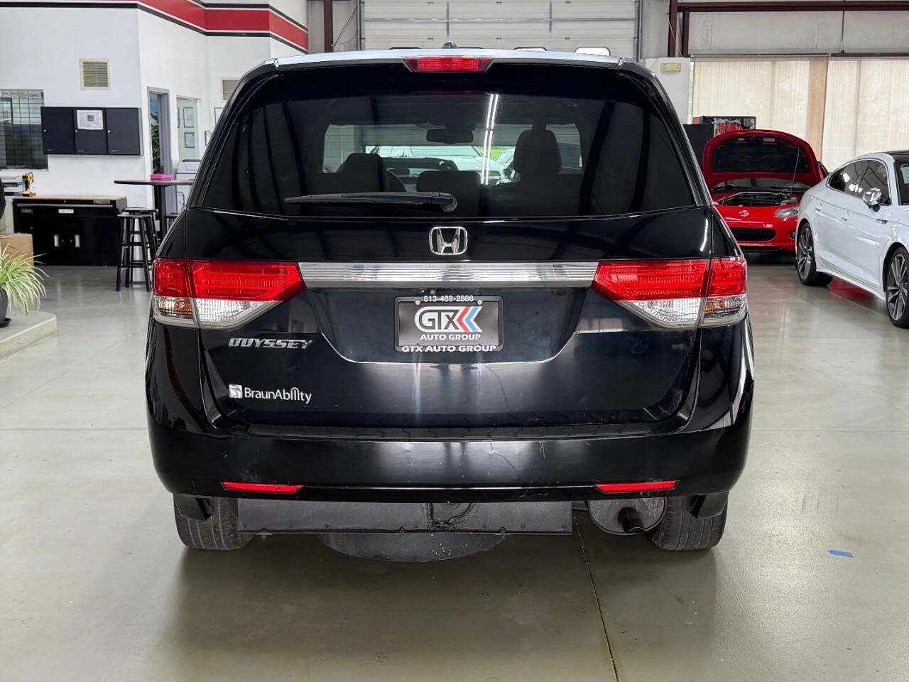 Used 2014 Honda Odyssey EX-L image 3