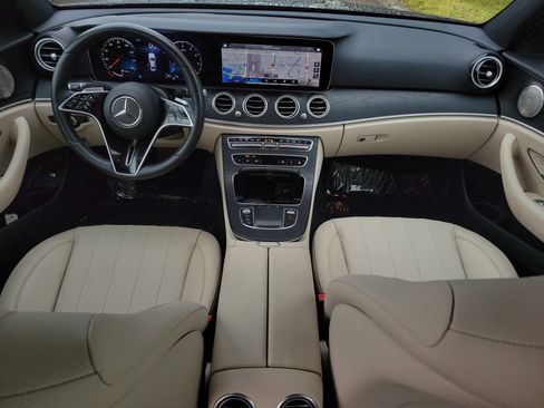 Certified 2022 Mercedes-Benz E 350 Sedan image 16