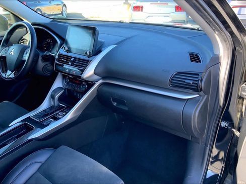 Used 2024 Mitsubishi Eclipse Cross SE image 17