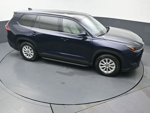 Certified 2024 Toyota Grand Highlander XLE image 48