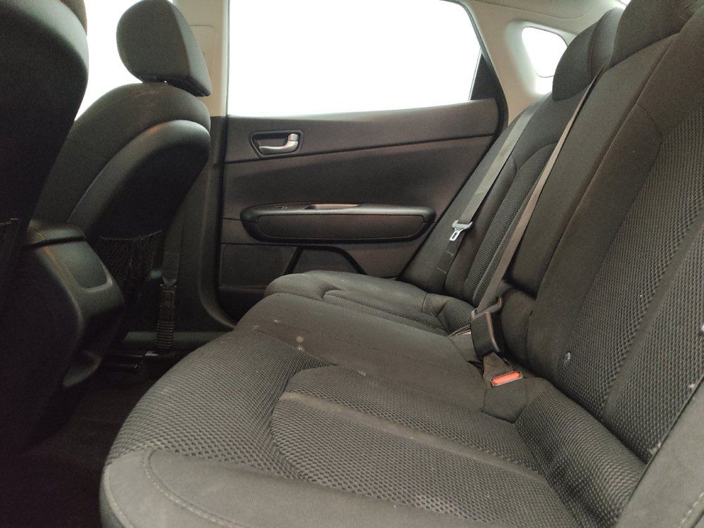 Used 2019 Kia Optima LX FWD image 18