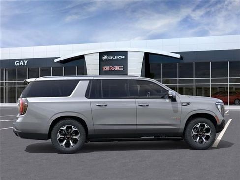 New 2026 GMC Yukon XL AT4 image 5