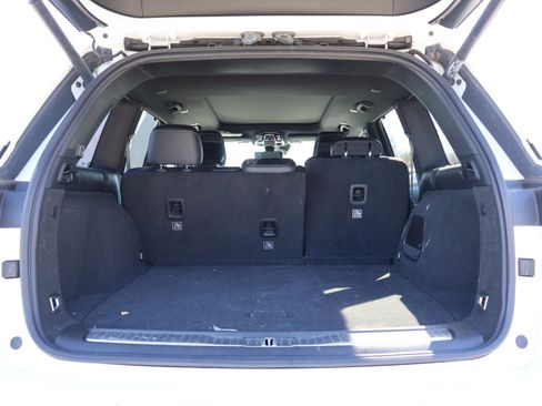 Used 2022 Jeep Grand Cherokee Overland w/ Advanced Protech Group III image 20