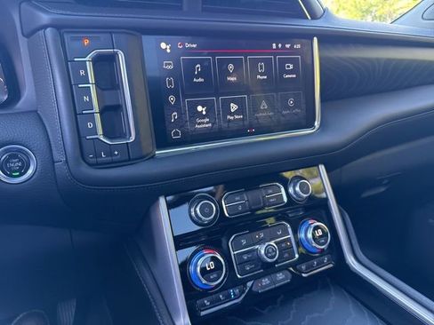 Used 2023 GMC Yukon Denali AWD/4WD image 21
