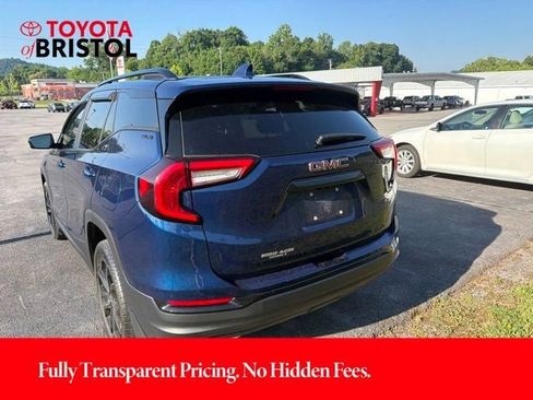 Used 2022 GMC Terrain SLE w/ Driver Convenience Package AWD/4WD image 10