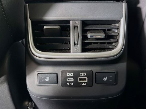 Used 2024 Subaru Outback Limited AWD/4WD image 29