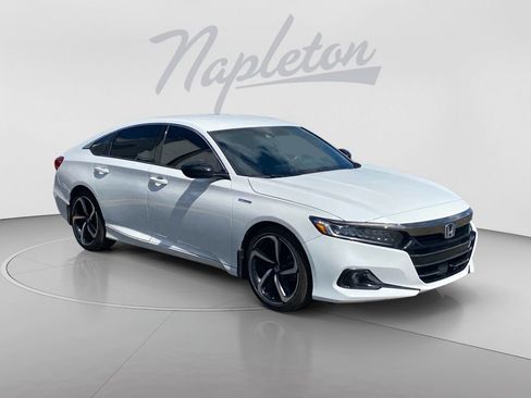 Used 2022 Honda Accord Sport image 8