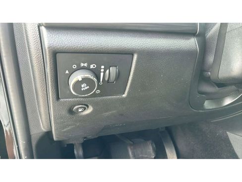 Used 2021 Jeep Grand Cherokee Laredo X AWD/4WD image 19