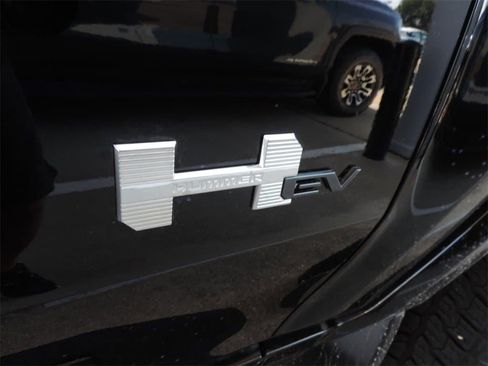 New 2026 GMC Hummer EV SUV image 17
