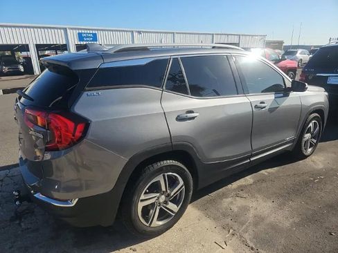 Used 2021 GMC Terrain SLT image 4