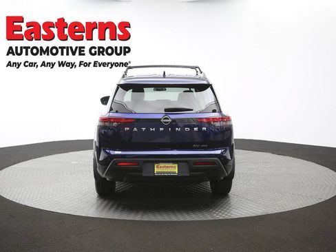Used 2023 Nissan Pathfinder SV AWD/4WD image 39