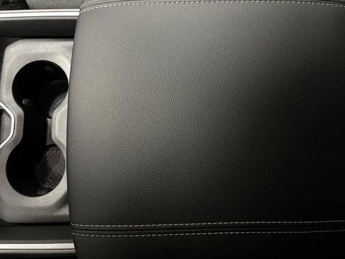 New 2026 RAM 1500 4x4 Crew Cab image 20