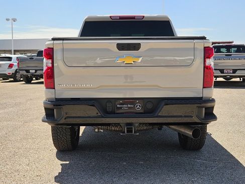 Used 2026 Chevrolet Silverado 2500 Custom w/ Custom Value Package AWD/4WD image 6