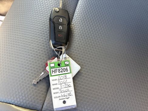 Used 2018 Ford F250 XL w/ Power Equipment Group image 27