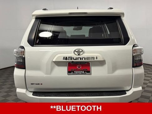 Used 2021 Toyota 4Runner SR5 Premium image 7