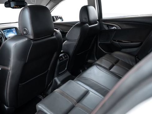Used 2016 Chevrolet SS RWD image 19