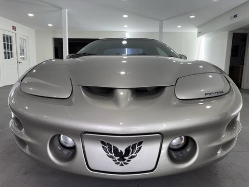Used 1999 Pontiac Firebird Formula w/ Security Pkg RWD image 6