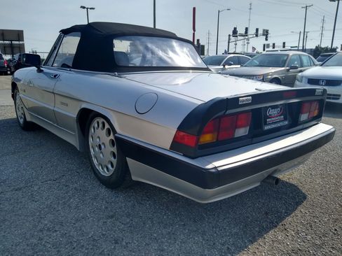 Used 1988 Alfa Romeo Spider Quadrifoglio image 5
