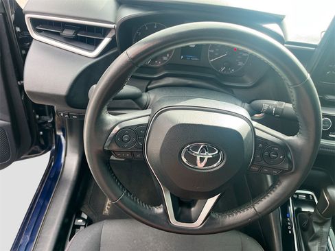 Used 2024 Toyota Corolla SE image 11