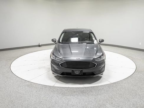 Used 2020 Ford Fusion SE FWD image 26