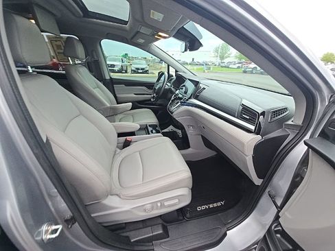 Used 2021 Honda Odyssey Elite image 32