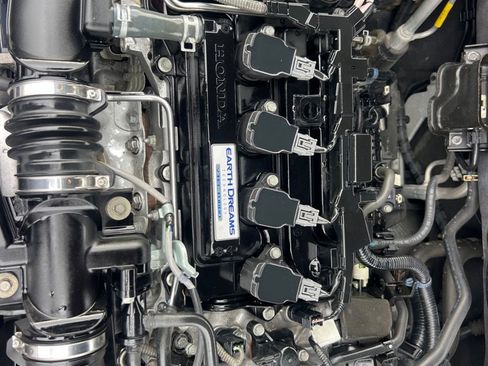 Used 2018 Honda Accord Touring image 43