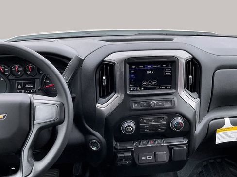 Used 2026 Chevrolet Silverado 1500 W/T w/ WT Value Package AWD/4WD image 6