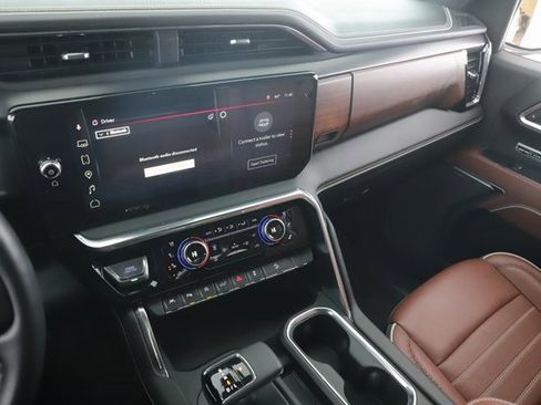 Used 2025 GMC Sierra 1500 Denali Ultimate image 29