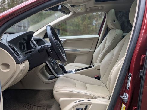 Used 2014 Volvo XC60 T6 image 12