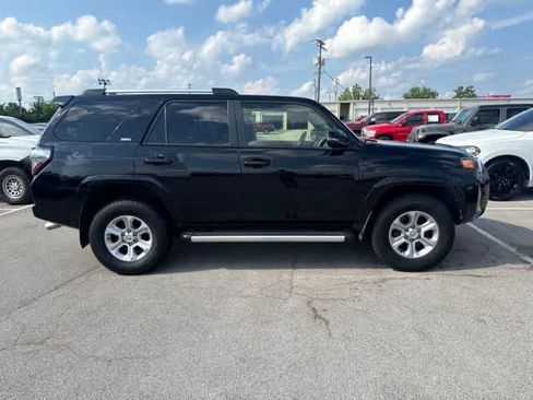 Used 2023 Toyota 4Runner SR5 Premium w/ Moonroof Package AWD/4WD image 4