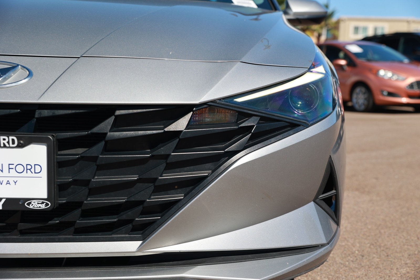Used 2023 Hyundai Elantra SEL FWD image 8