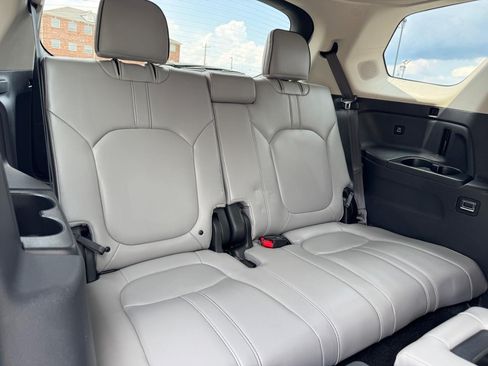 Certified 2023 Honda Pilot Elite image 12