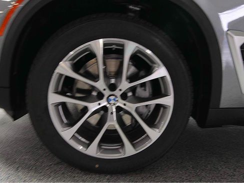 Used 2026 BMW X5 sDrive40i w/ Parking Assistance Package RWD image 5
