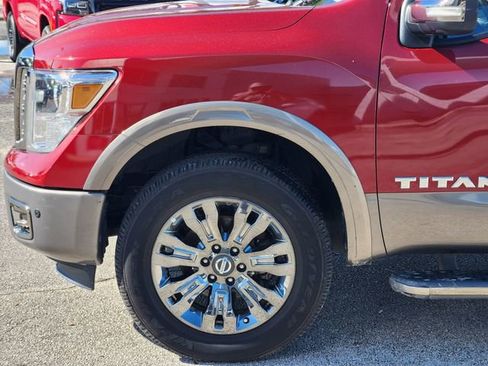 Used 2018 Nissan Titan Platinum Reserve w/ Platinum Utility Package image 5