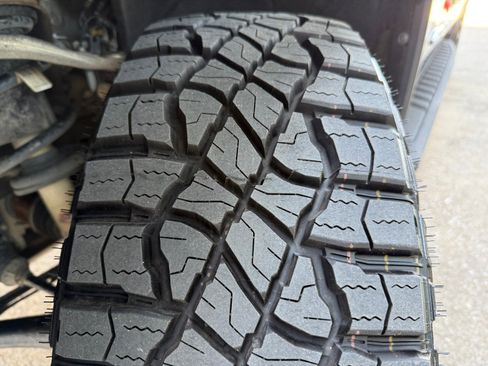 Certified 2024 GMC Sierra 1500 AT4 w/ Technology Package image 34