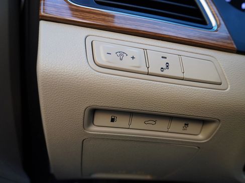 Used 2015 Hyundai Sonata Limited w/ Option Group 05 image 25