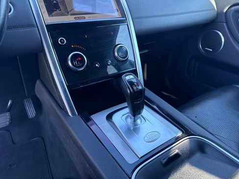 Used 2021 Land Rover Discovery Sport S image 26