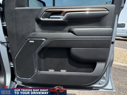 Used 2024 Chevrolet Silverado 1500 RST AWD/4WD image 32