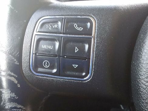 Used 2016 Jeep Wrangler Unlimited Sahara w/ Connectivity Group AWD/4WD image 13