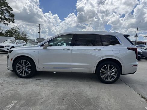 Used 2020 Cadillac XT6 Premium Luxury image 16