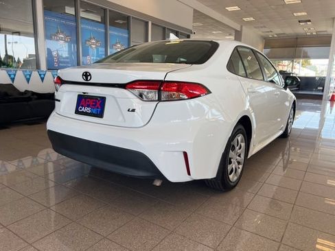 Used 2023 Toyota Corolla LE FWD image 6