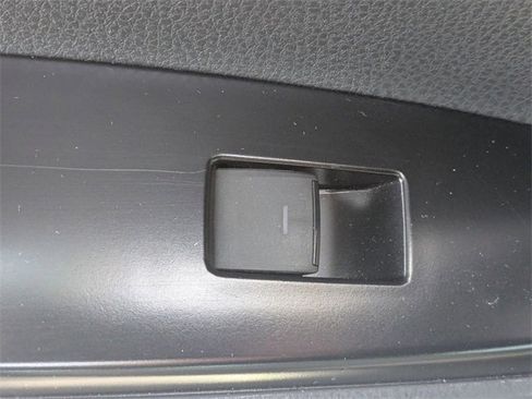 Certified 2025 Toyota Camry SE image 24