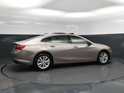 Used 2024 Chevrolet Malibu LT FWD image 8