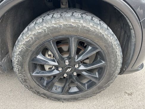Used 2019 Dodge Durango GT AWD/4WD image 3