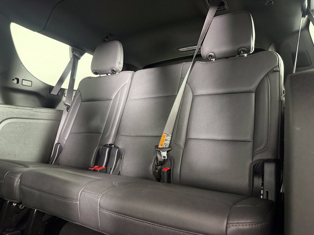 Used 2025 Chevrolet Suburban Z71 AWD/4WD image 20